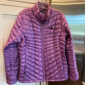 North Face women’s Thermoball Jacket XL